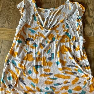 Cute print boutique blouse tank top. Size Large, great condition.